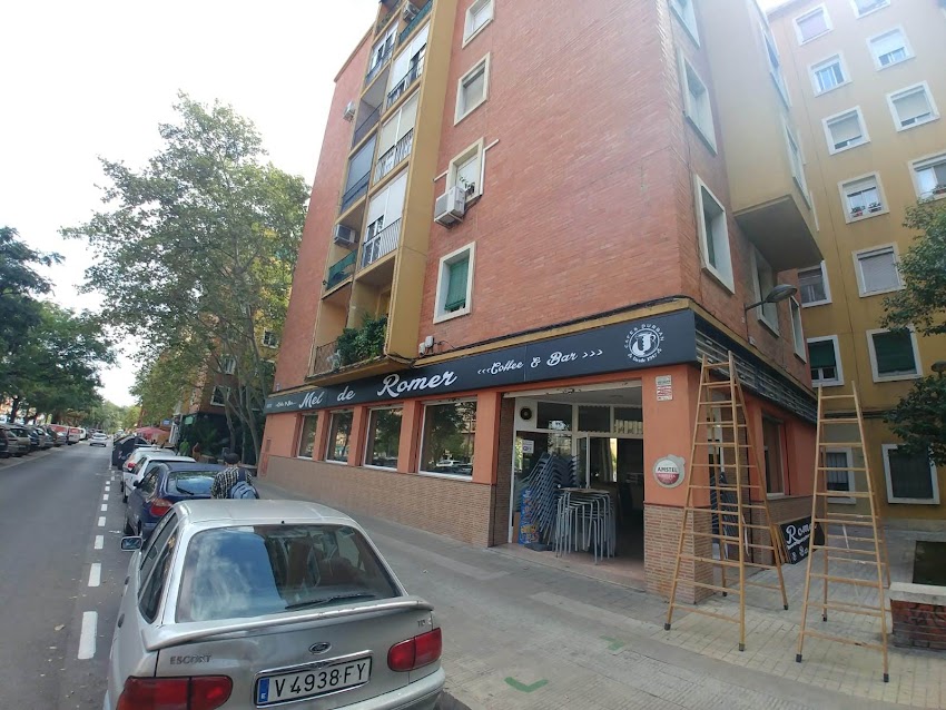MEL DE ROMER COFFEE & BAR