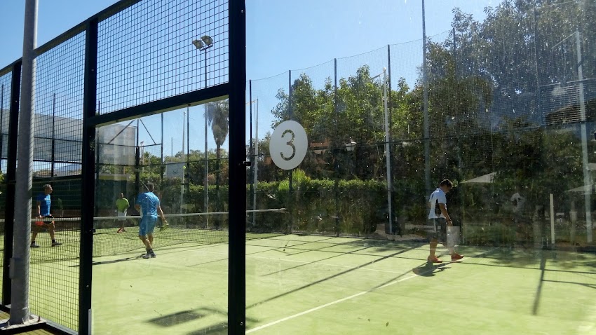 Club de padel Alhambra del Golf