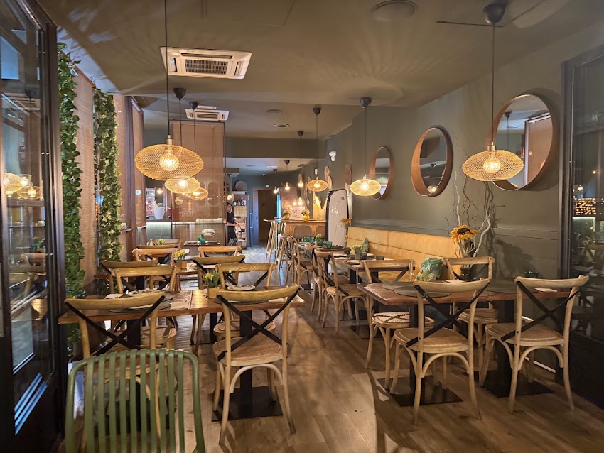 New Palermo Bar & Restaurant