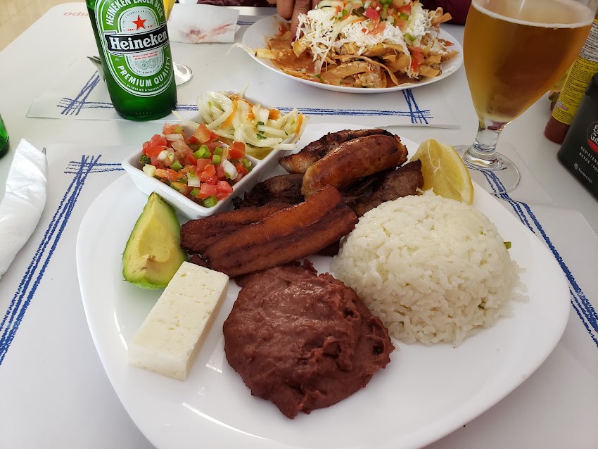 Bar Latino Cantarranas