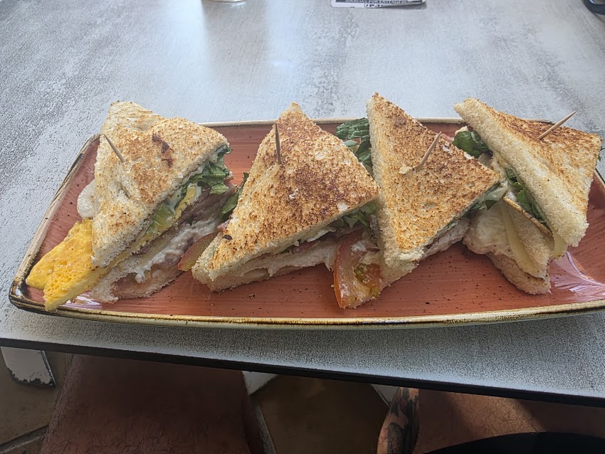 PJ Bar