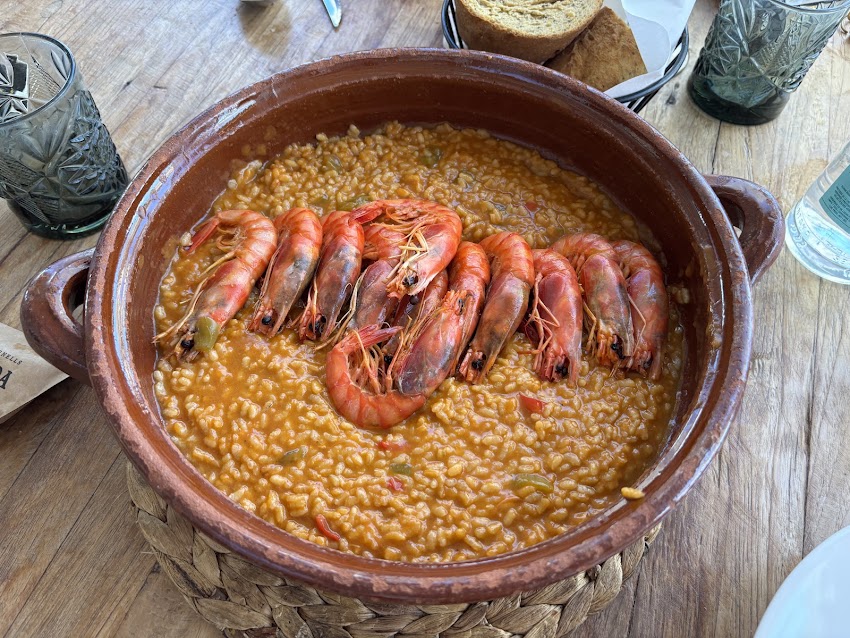 Restaurante Sa Fonda Fornells | Especialidad caldereta de langosta