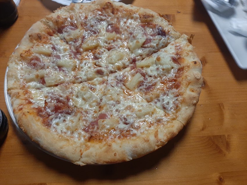 Rafe pizza kebab