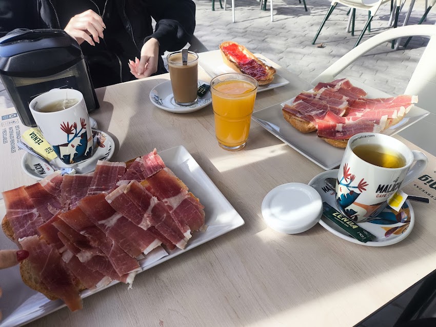 Restobar La Caprichosa