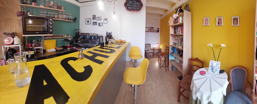 La Chula Librería Café