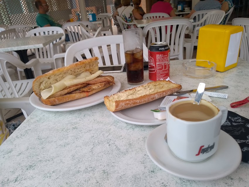 Cafeteria TERE Heladería Restaurante