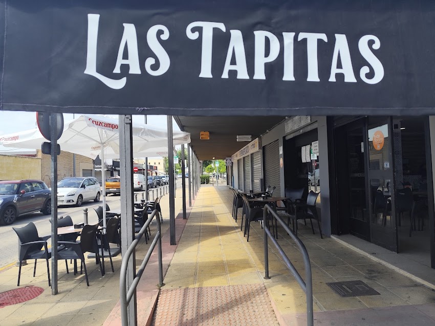Las Tapitas Bar