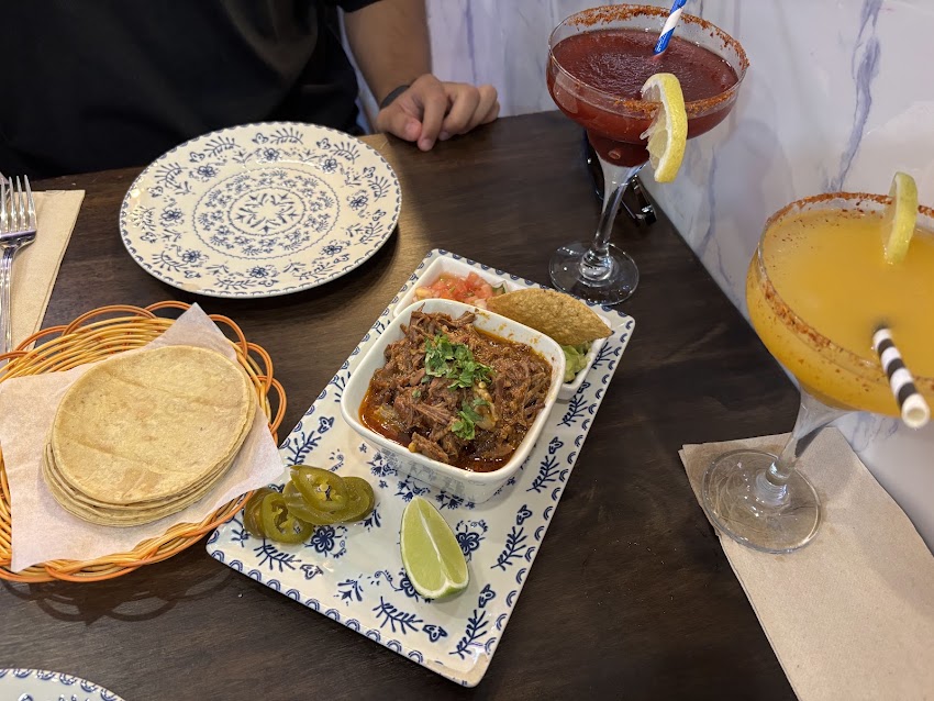 Pirekas Cantina Mexicana
