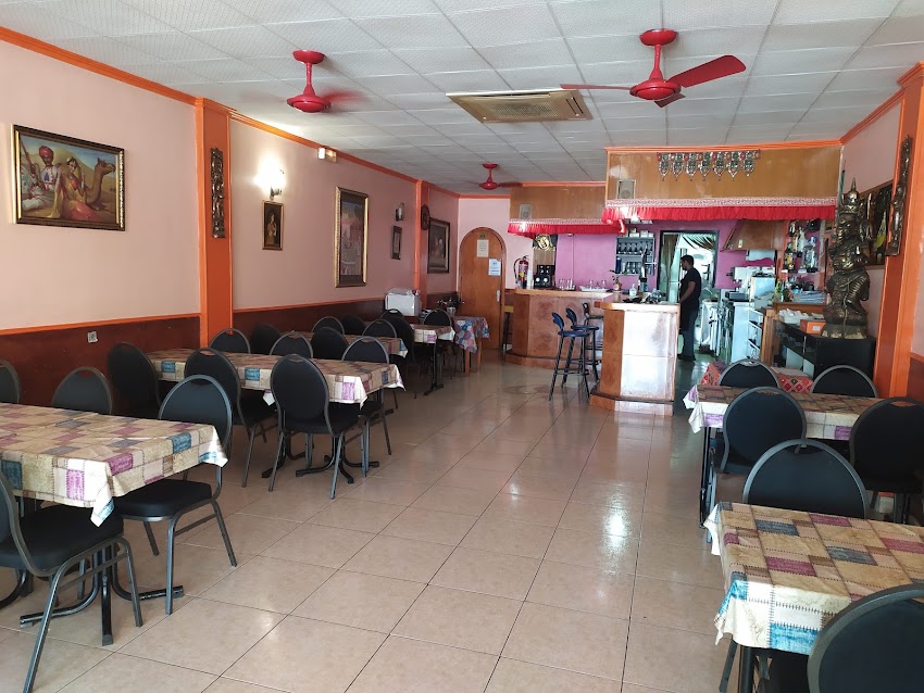 Restaurante Curry Palace C.B
