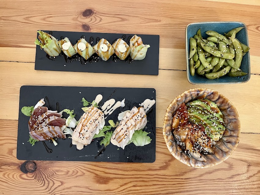 8.15 Restaurant Bar