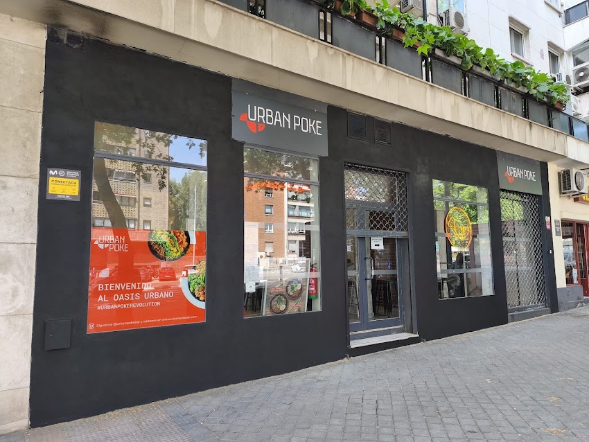 Urban Poke Bar – Alberto Alcocer