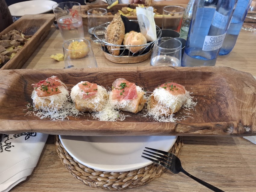 Paripé Restaurante | Teba