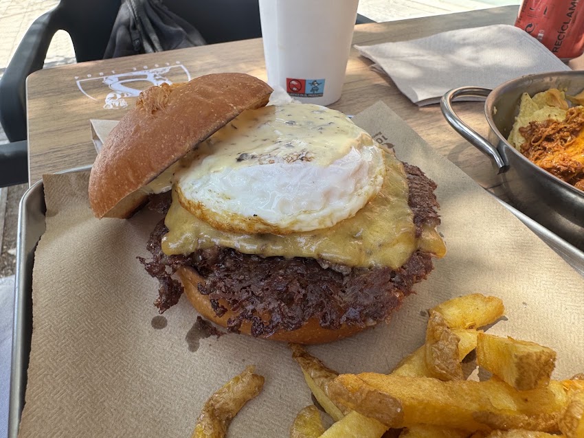 Hamburguesería Atípico Sevilla Este