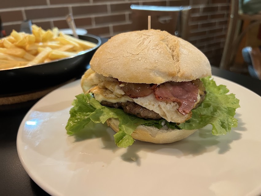 Bar restaurante Station Wagon berria