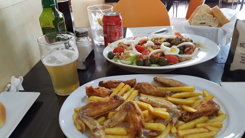 CAFETERÍA-CERVECERÍA EL CARMEN.