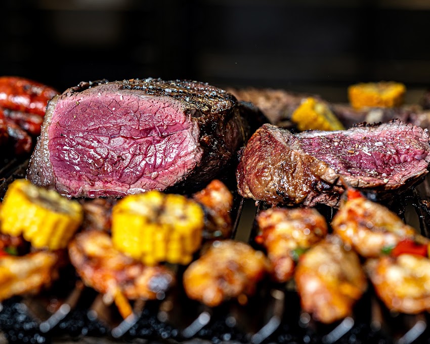 Sabores criollos buffet // Restaurante Latino