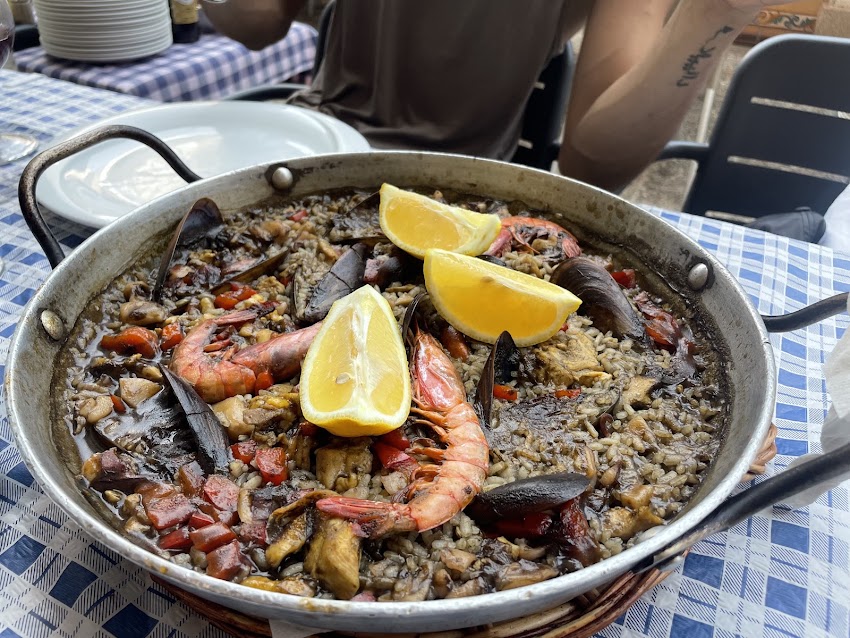Restaurant Pizzería Bar Lluís