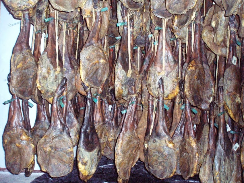 JAMONES IBÉRICOS CORONADO