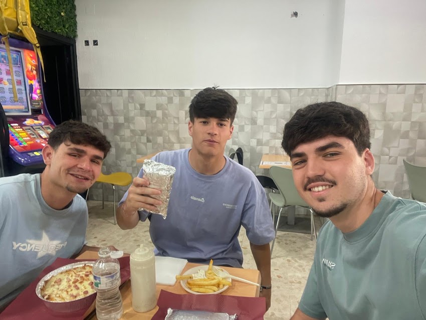 Alibaba Doner Kebab y Pizzeria
