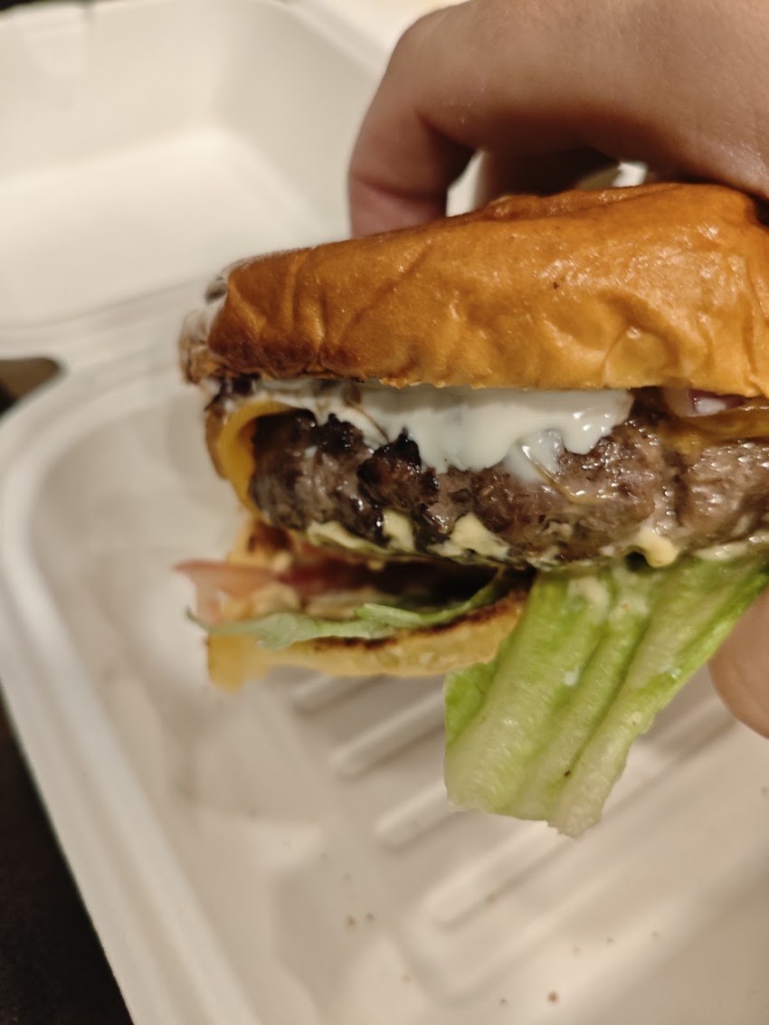 PEAK SMASH BURGER!