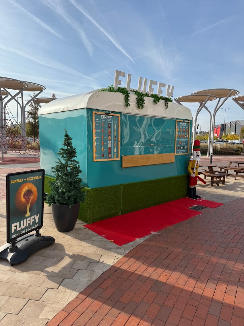 FLUFFY FOODTRUCK
