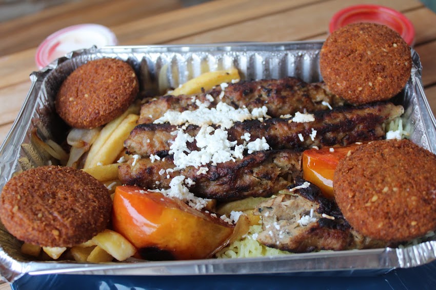 Doner Festival Pizzeria | C/Sicília,16 (Badalona)