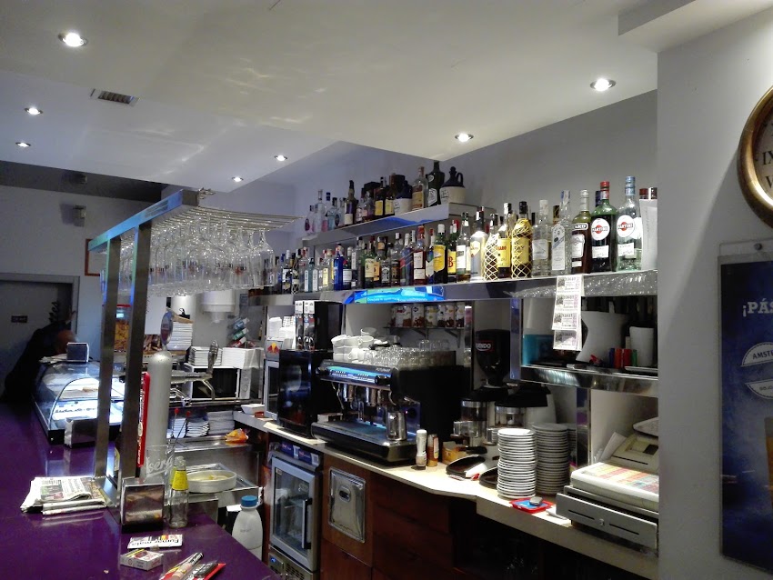 Hemerot Pub Ovalo