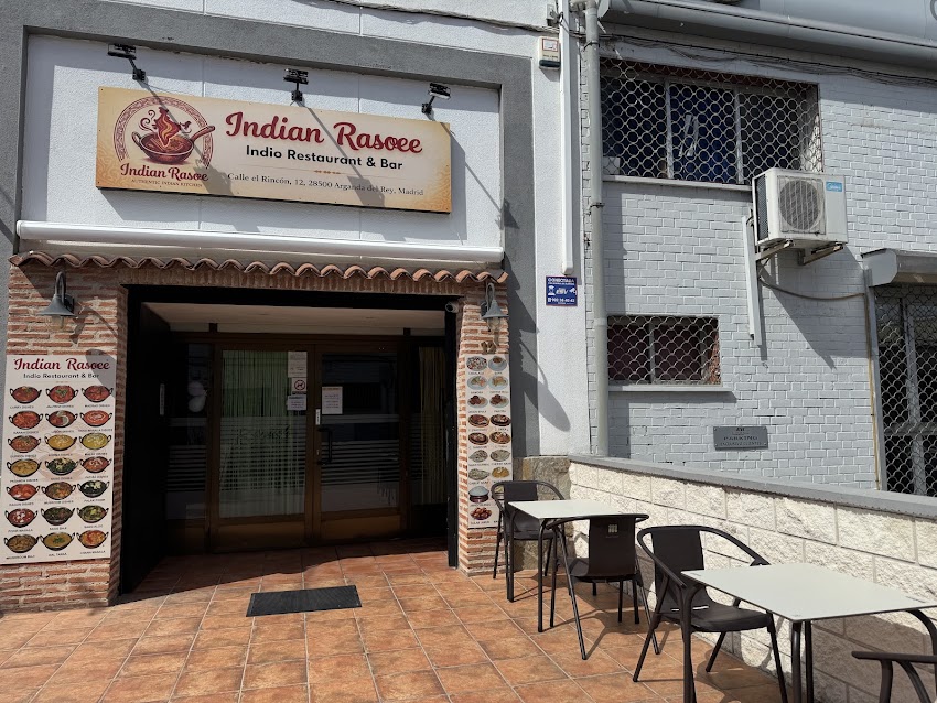 Indian Rasoee Indio Restaurant & Bar