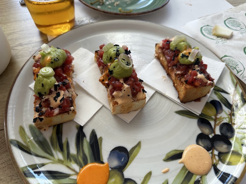 EL ARBOL TAPAS