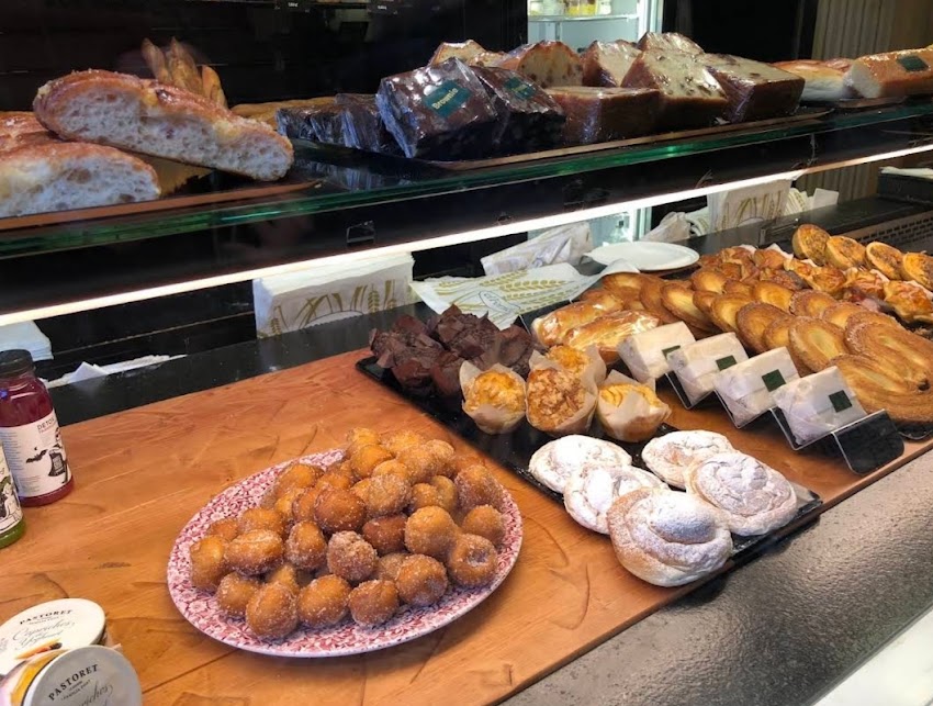 El Fornet – Cafetería en Diagonal 411