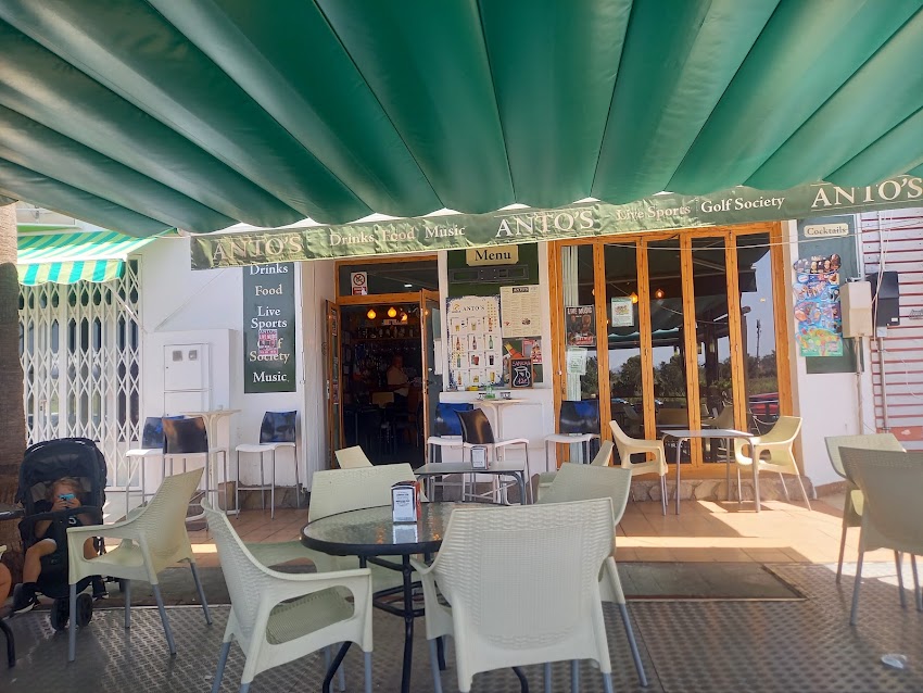 Anto’s Bar