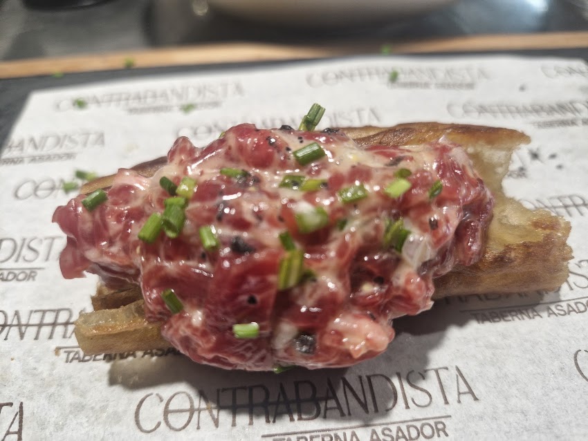 Taberna-Asador CONTRABANDISTA