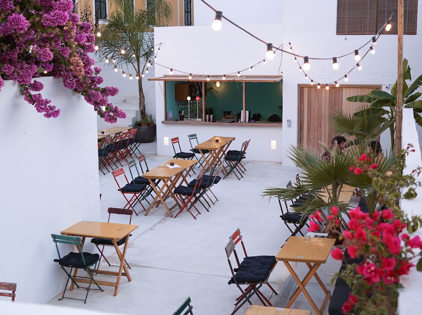 PUSPAAYU CIUTADELLA – Real Burgers, Fresh Vibes