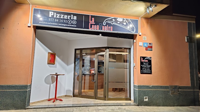 RESTAURANT- PIZZERIA LA COSA NOSTRA