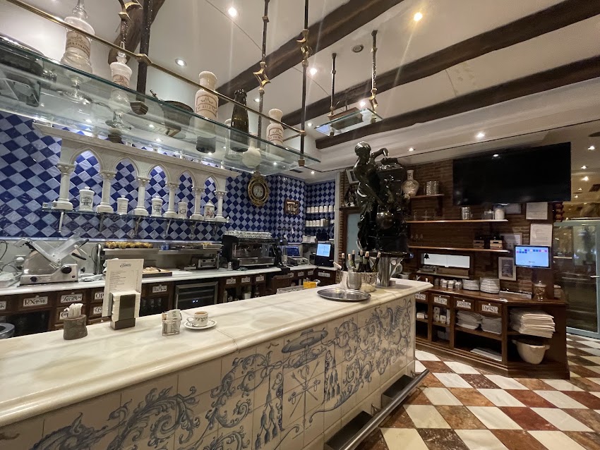 Tasca La Farmacia – Restaurante cerca del Bernabeu