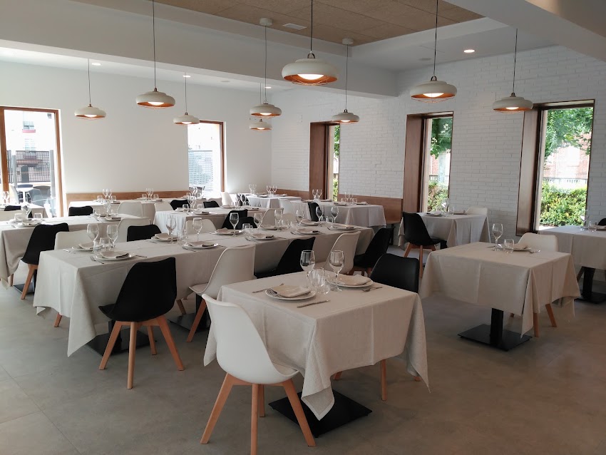 Entrerailes – Hotel Restaurante