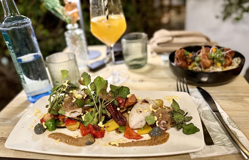El Petit BISTRO/RESTAURANT