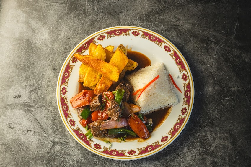 Restaurante de Comida Peruana Lamburguesa