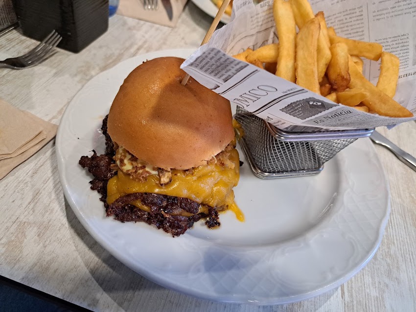 El Antojao Burgers
