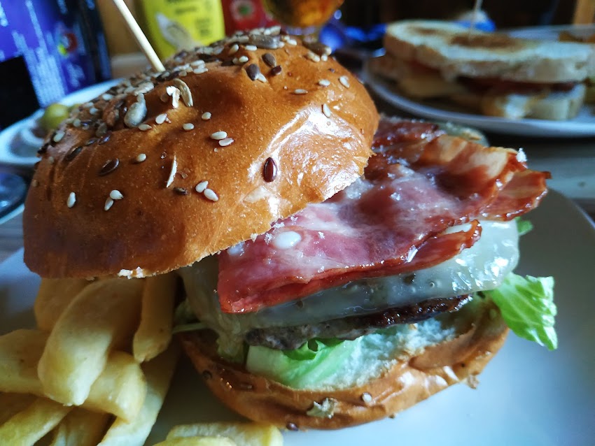 Pub restaurante El Viejo Andén