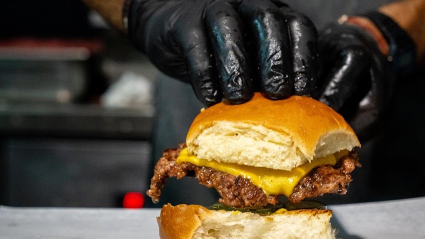 Antonia’s Burger X Cyclic Beer Farm