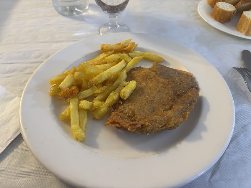 Flo Restaurant