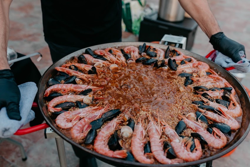 A fuego (Pollo a l’ast-al carbón)