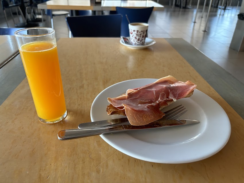 Cafetería – Restaurante Área 126