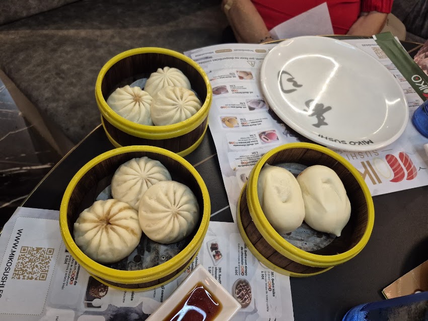 Restaurante Japonés Miko Sushi