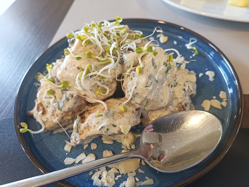 Restaurant indi Khirganga