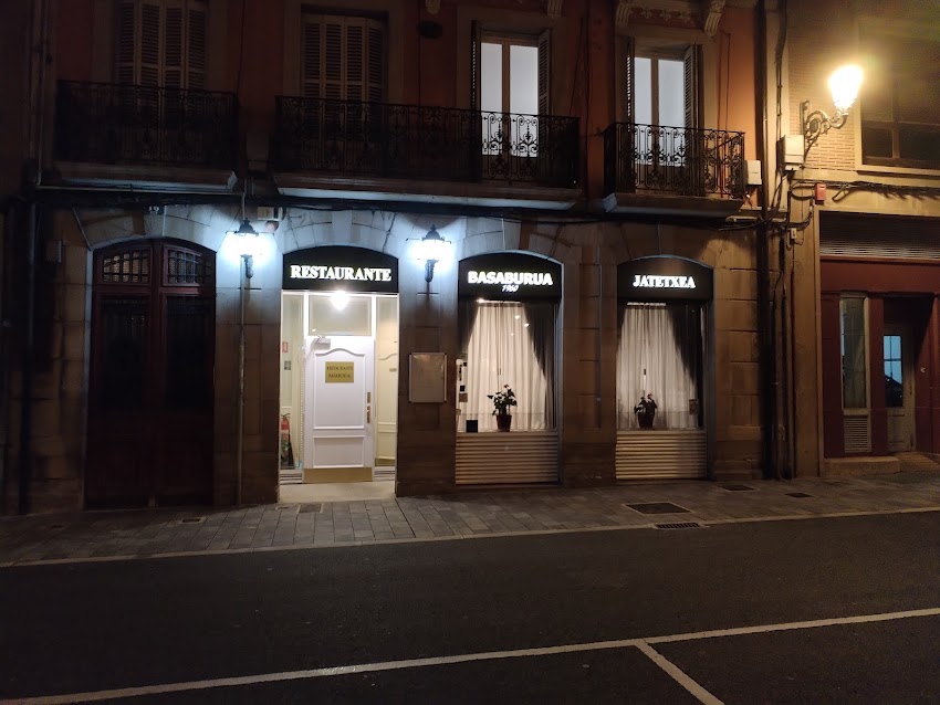 Restaurante Basaburúa