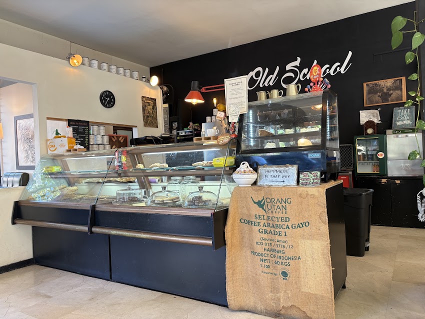 Old School Bakery & Cafe