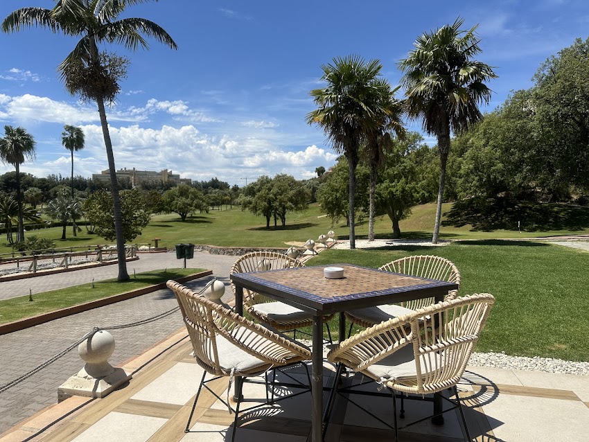 Kayena Marbella Kitchen And Lounge