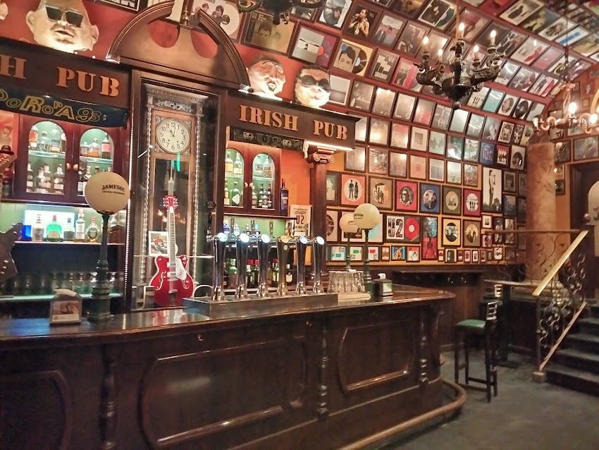 Pub Flanagan’s Temple U2
